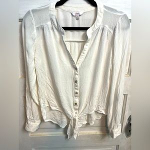 White sheet blouse